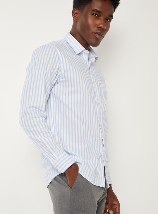 Men Striped Slim Fit Formal Shirt