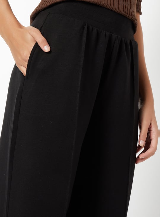 Women Solid Buttersoft Sports Track Pants