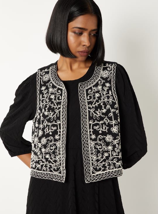 Women Embroidered Jacket