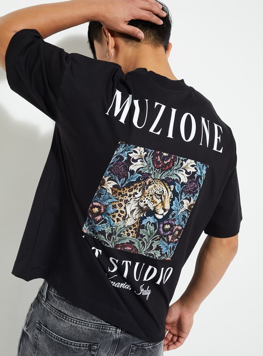 URB_N Men Boxy Fit Back Graphic T-shirt