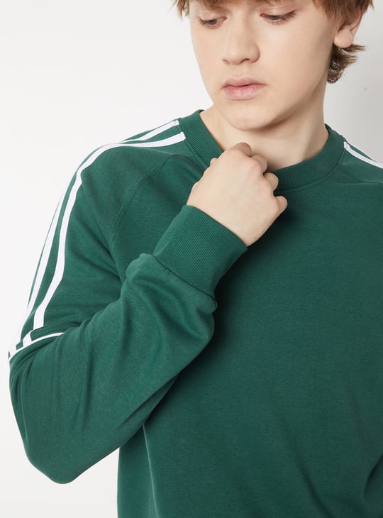 Men Side Striped Sweatshirt