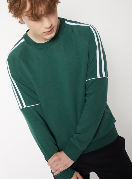 Men Side Striped Sweatshirt
