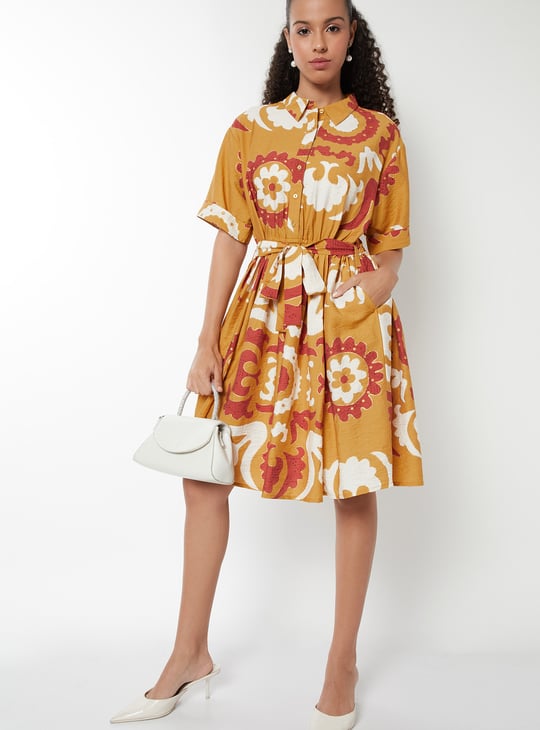 Women Printed A-line Belted Dress