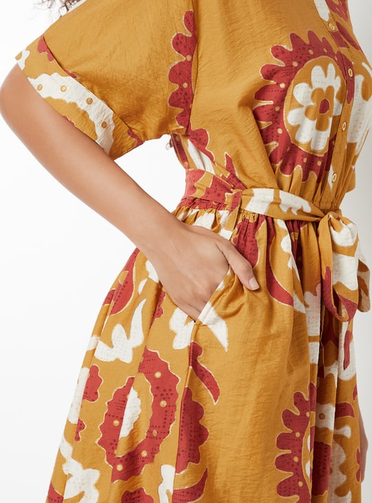 Women Printed A-line Belted Dress