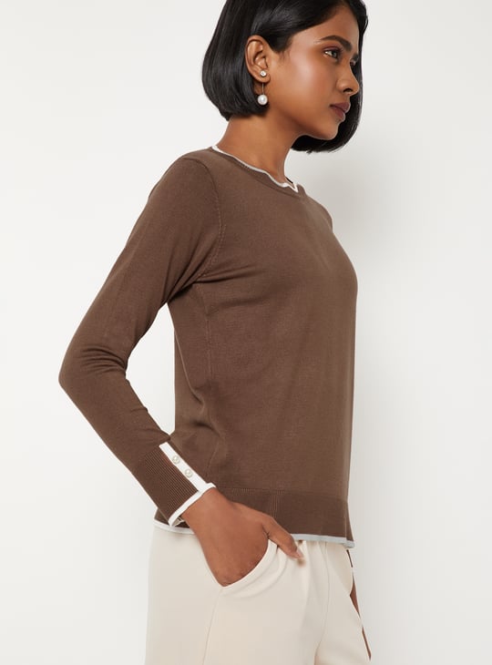 Women Contrast Tipping Top with Pearl Accents