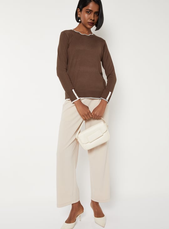 Women Contrast Tipping Top with Pearl Accents