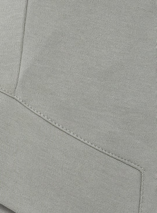 Men Solid Slim Fit Sports Cargo Track Pants