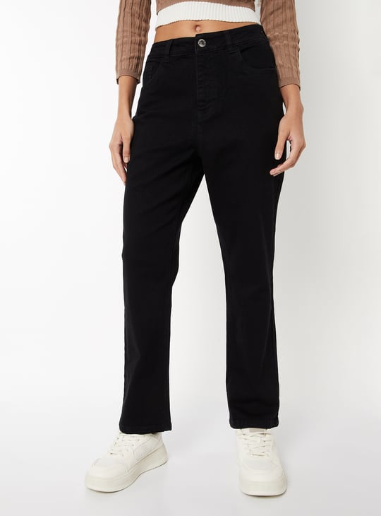 Women Solid Slim Straight Jeans