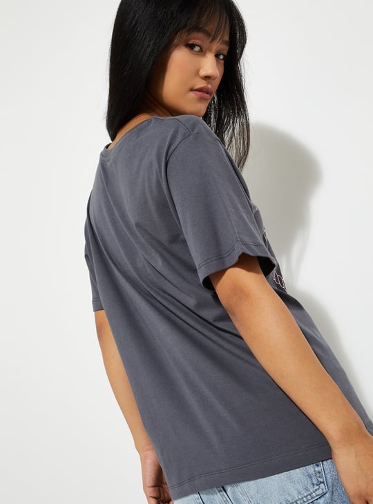 URB_N Women Printed Relaxed Fit T-shirt