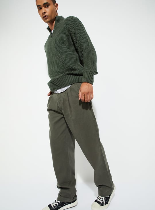 URB_N Men Solid Relaxed Fit Trousers