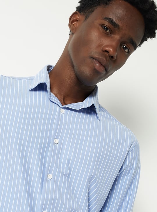 Men Striped Slim Fit Formal Shirt