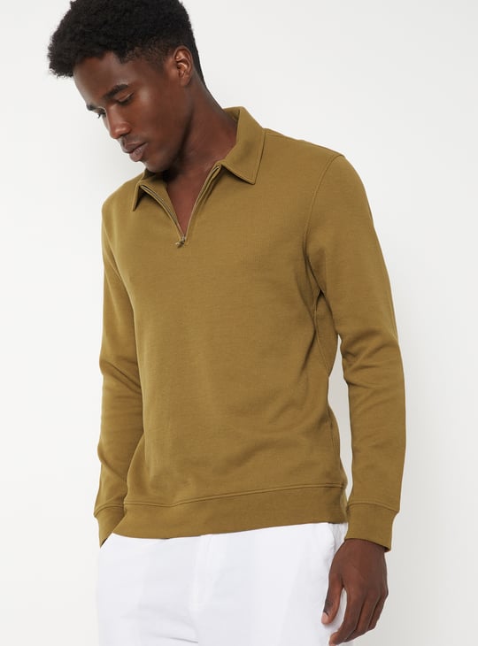 Men Textured Polo T-shirt