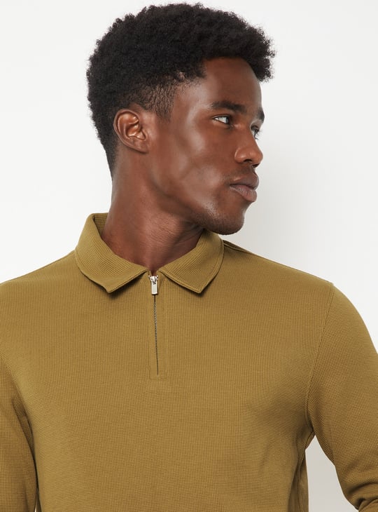 Men Textured Polo T-shirt