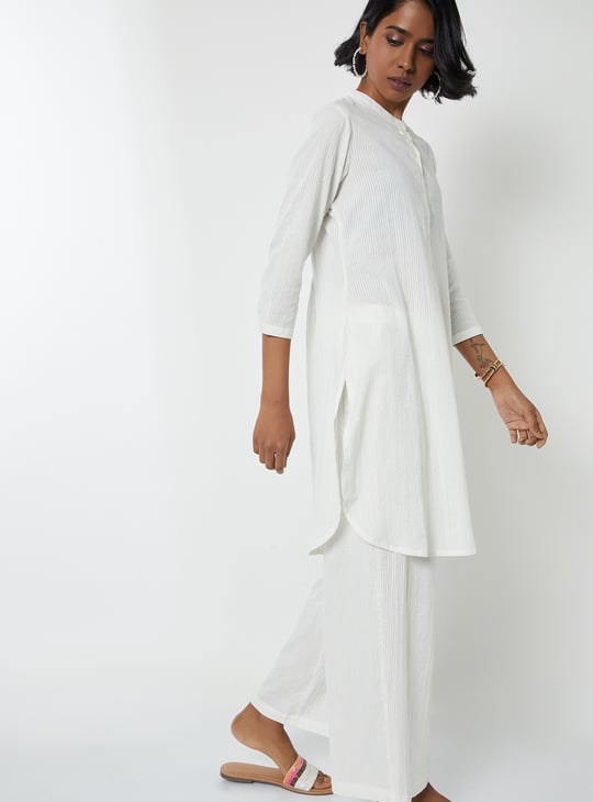 Women Seersucker Straight Kurta Set