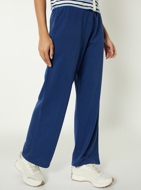 Women Solid Athleisure Track Pants