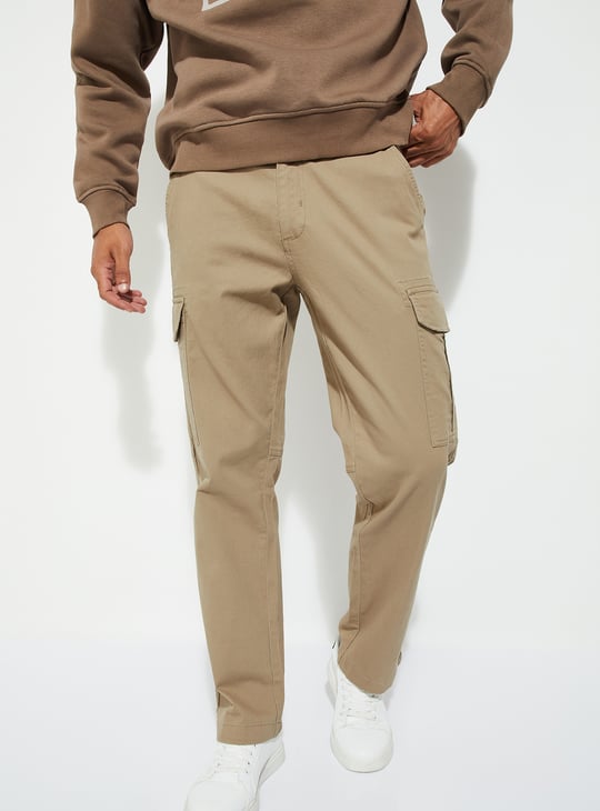 URB_N Men Solid Relaxed Fit Cargos