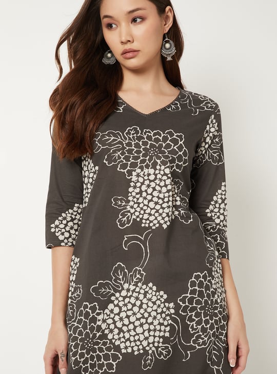 Women Floral Print Straight Kurta