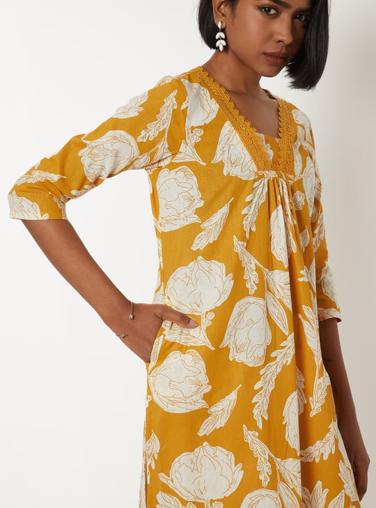 Women Printed Straight Kurta