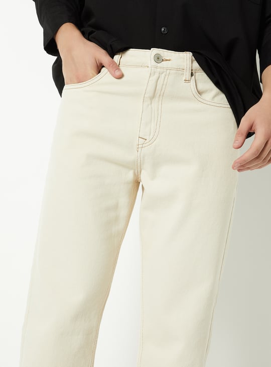 Men Solid Straight Fit Jeans