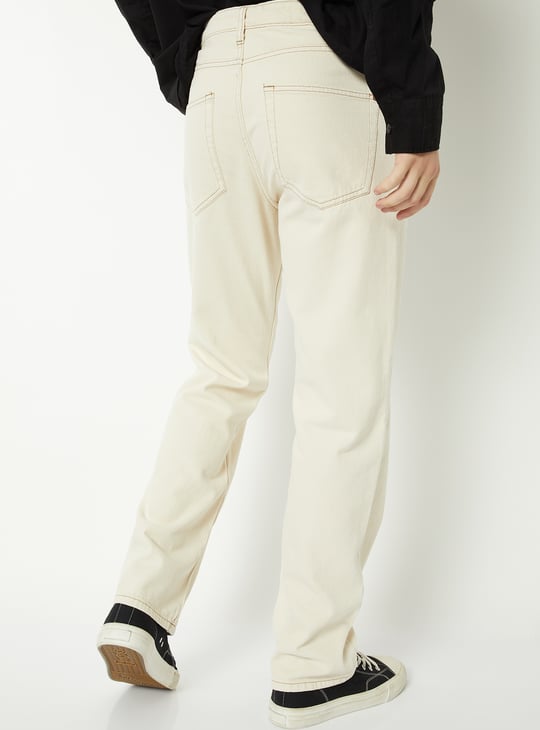 Men Solid Straight Fit Jeans