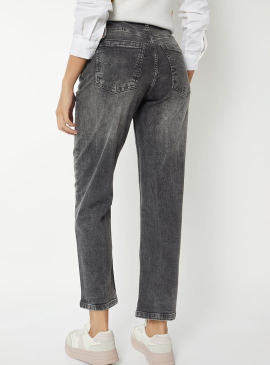 Women Washed Boxy Fit Crop Jeans