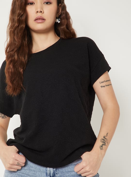Women Solid Textured Top