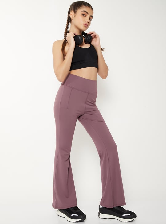 Women Solid Flared Pants