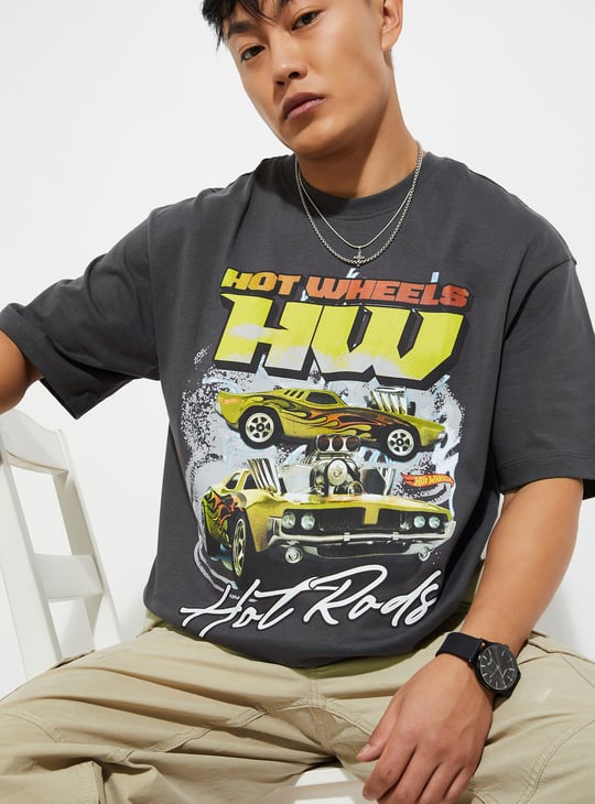 URB_N Men Hot Wheels Print Oversized T-shirt | Printed