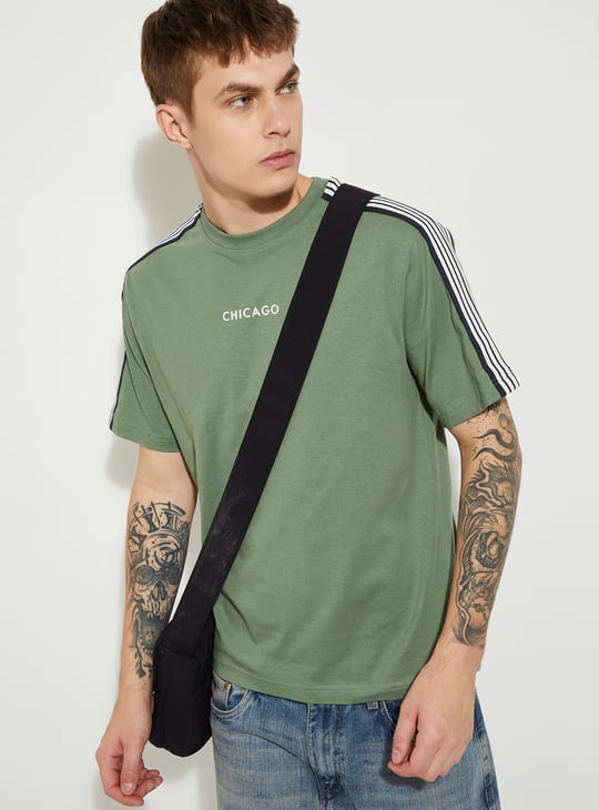 URB_N Men Shoulder Stripe T-shirt