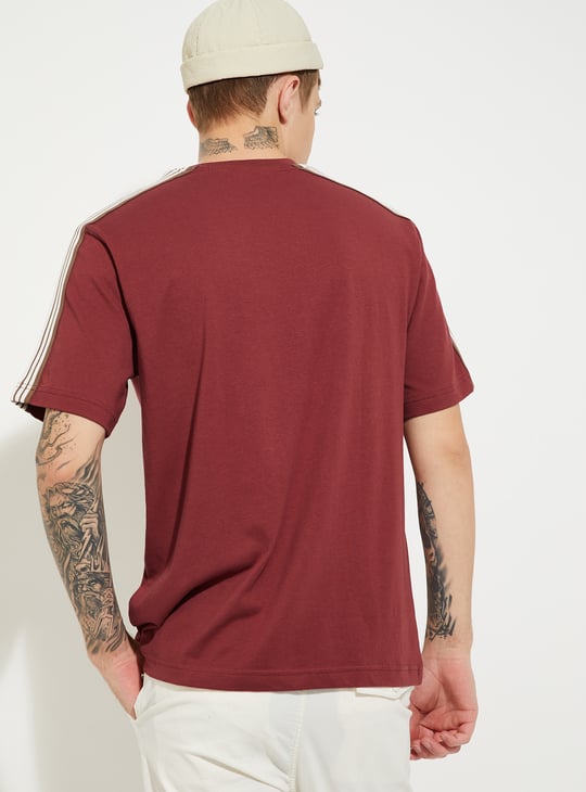 URB_N Men Shoulder Stripe T-shirt