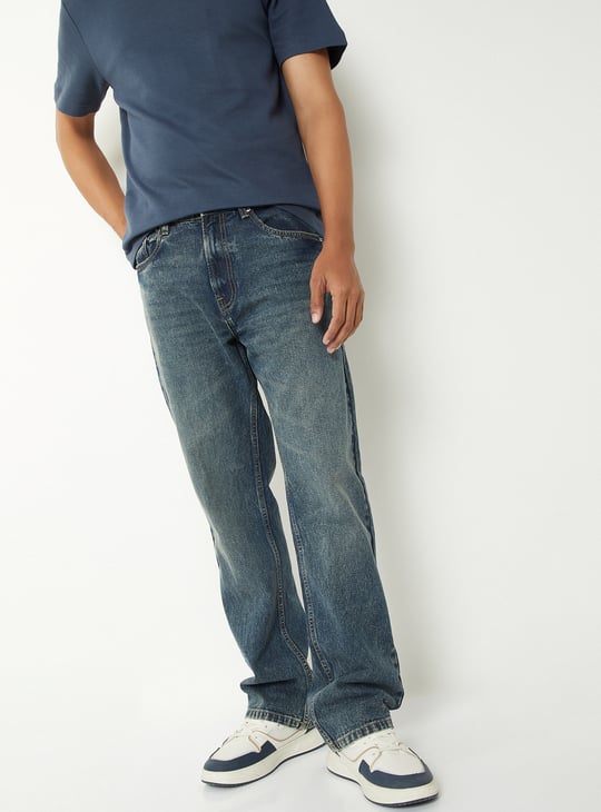 Men Washed Straight Fit Jeans