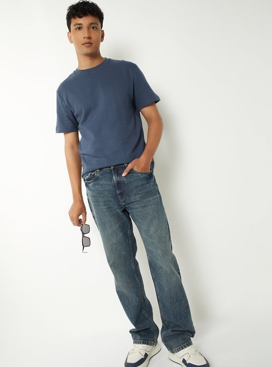 Men Washed Straight Fit Jeans