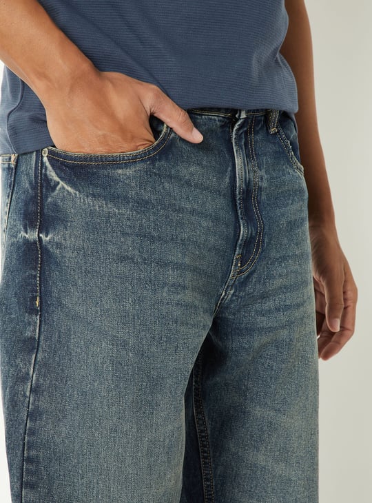 Men Washed Straight Fit Jeans