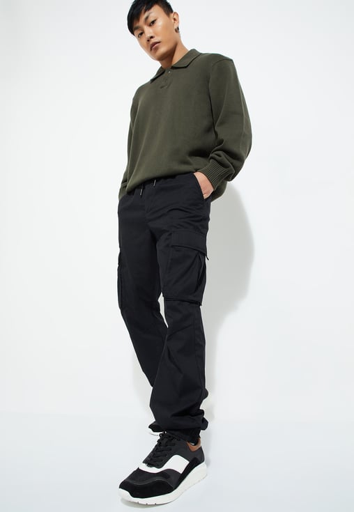 Buy URB_N Men Solid Relaxed Fit Cargo Joggers Online at just