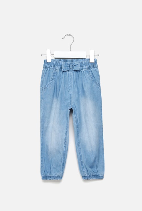 Juniors Girls' Regular Fit Jogger Jeans