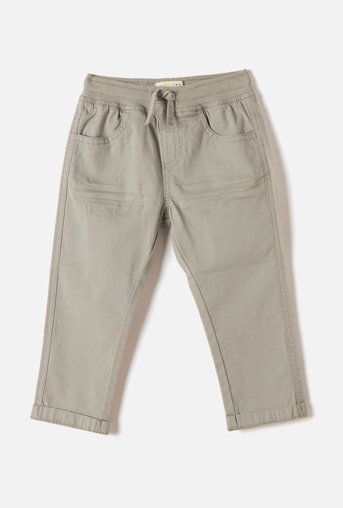 Juniors Solid Mid-Rise Pants with Drawstring Closure and Pockets