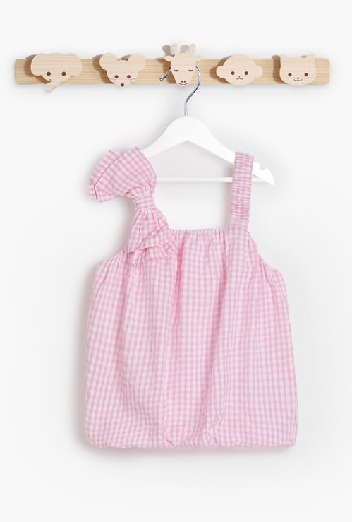 Juniors Checked Sleeveless Top with Bow Detail