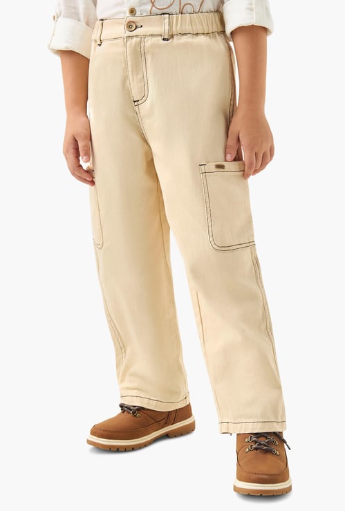 Juniors Solid Pants with Pockets and Button Closure