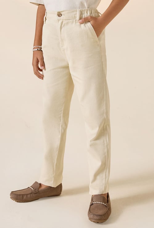 Juniors Solid Pants with Button Closure and Pockets