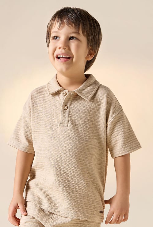 Juniors Textured Polo T-shirt and Shorts Set