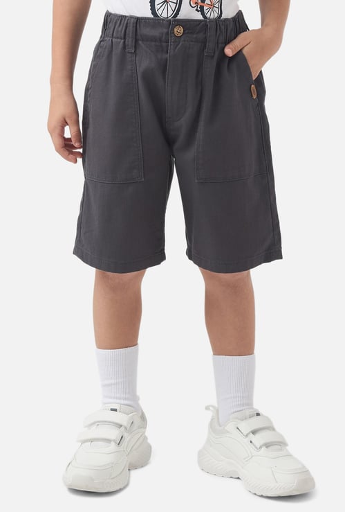 Juniors Solid Shorts with Button Closure and Pockets