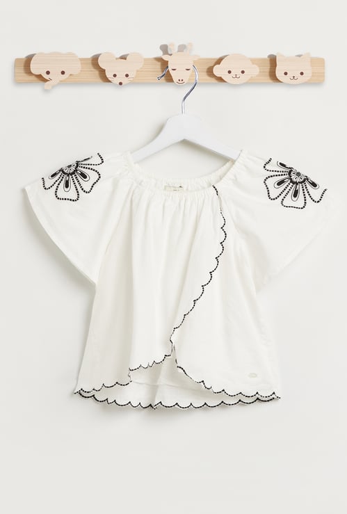 Juniors Embroidered A-Line Top with Short Sleeves
