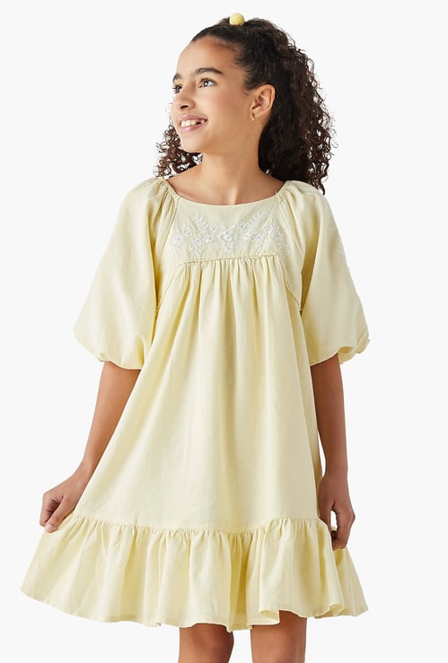 Juniors Eligo Floral Embroidered Tiered Dress with Volume Sleeves