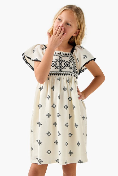 Juniors Eligo All-Over Embroidered Dress with Square Neck