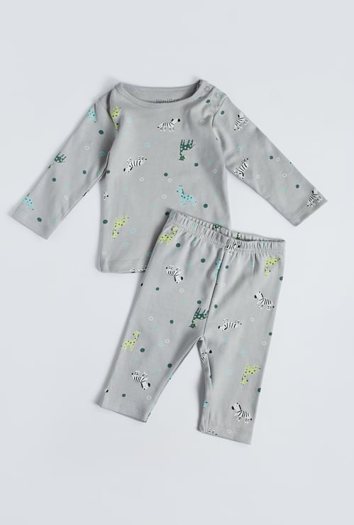 Juniors Printed T-shirt with Pyjamas Set
