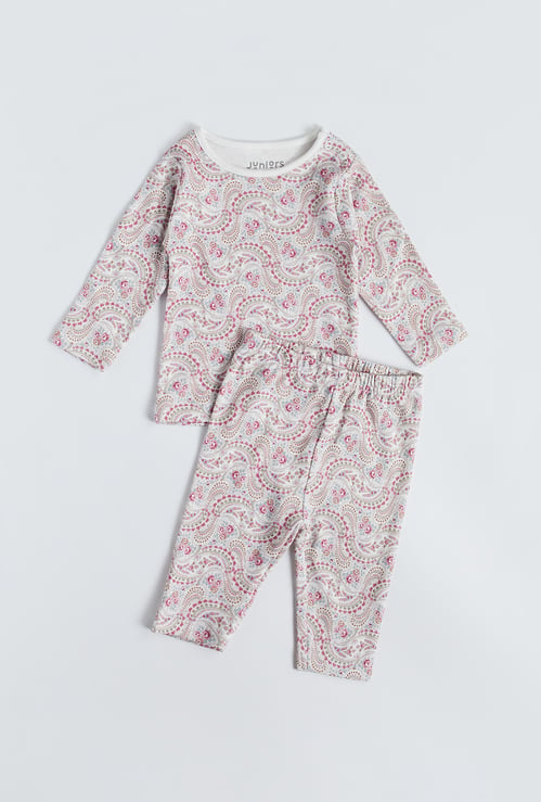 Juniors Printed T-shirt with Pyjamas Set