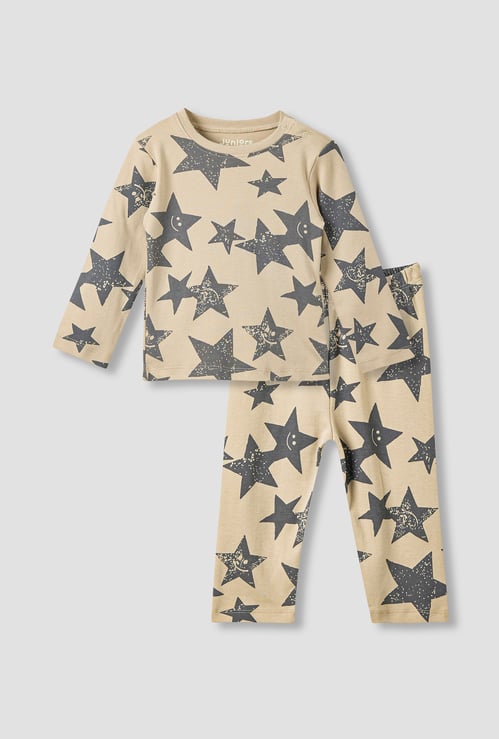 Juniors Star Print T-shirt and Pyjama Set