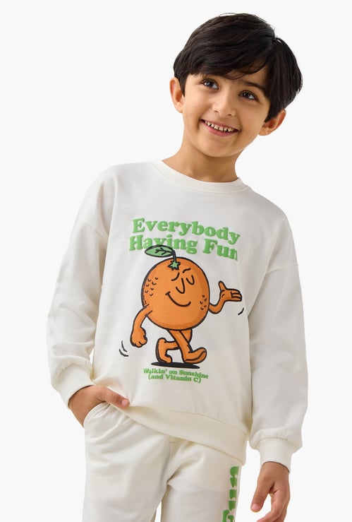 Juniors Graphic Print Sweatshirt with Long Sleeves
