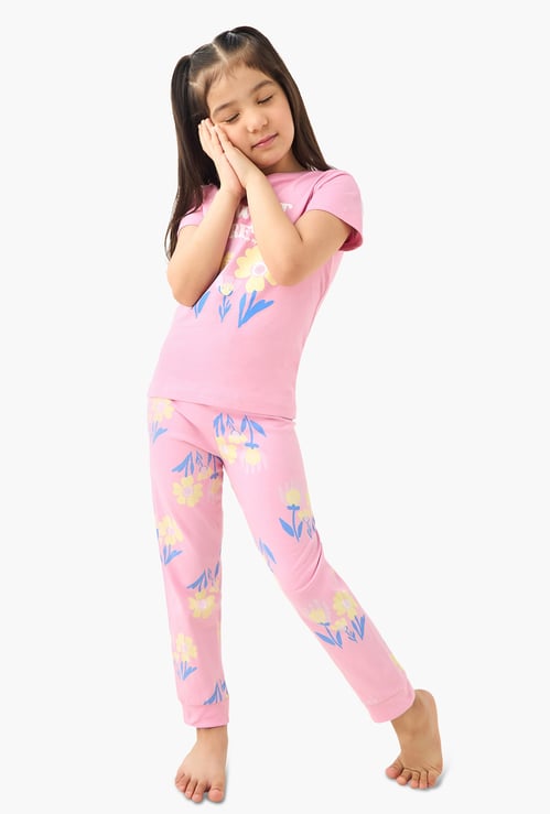 Juniors Floral Print T-shirt and Pyjama Set
