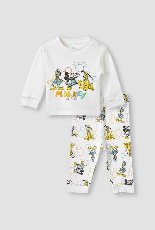Juniors Mickey and Friends Print T-shirt and Pyjama Set